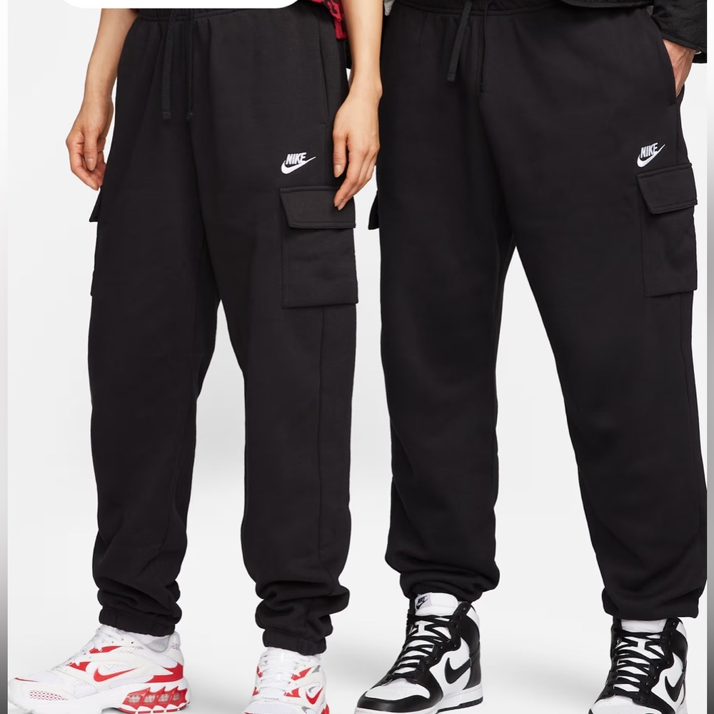 Nike cargo joggers